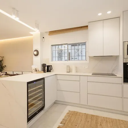 公寓 Modern First Floor Apartment, With Private Terrace Garden And Barbecue, In First Line Of Aloha Golf, In Nueva Andalucia 马尔韦利亚