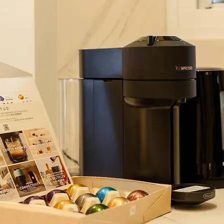 Modern First Floor Apartment, With Private Terrace Garden And Barbecue, In First Line Of Aloha Golf, In Nueva Andalucia *