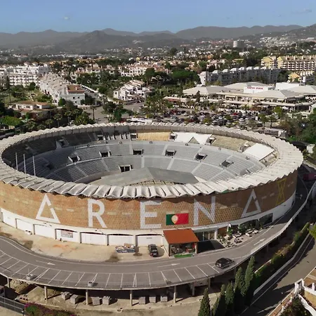 Διαμέρισμα Modern First Floor Apartment, With Private Terrace Garden And Barbecue, In First Line Of Aloha Golf, In Nueva Andalucia Μαρμπέλλα