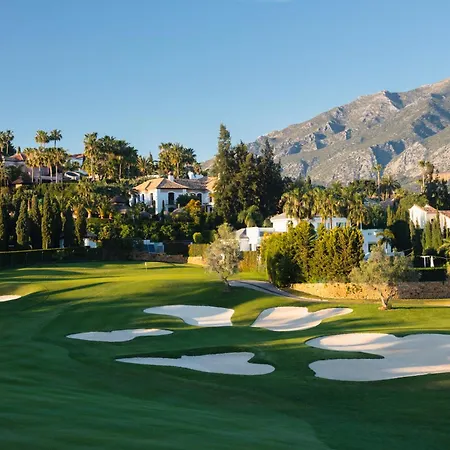 Apartman Modern First Floor Apartment, With Private Terrace Garden And Barbecue, In First Line Of Aloha Golf, In Nueva Andalucia *