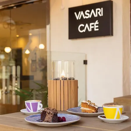 Modern First Floor Apartment, With Private Terrace Garden And Barbecue, In First Line Of Aloha Golf, In Nueva Andalucia * Marbella