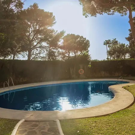 Apartament Modern First Floor Apartment, With Private Terrace Garden And Barbecue, In First Line Of Aloha Golf, In Nueva Andalucia Marbella