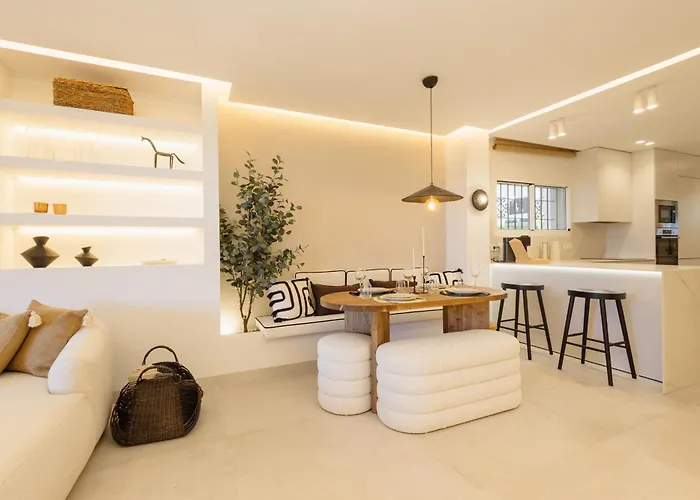 Apartment Modern First Floor Apartment, With Private Terrace Garden And Barbecue, In First Line Of Aloha Golf, In Nueva Andalucia *