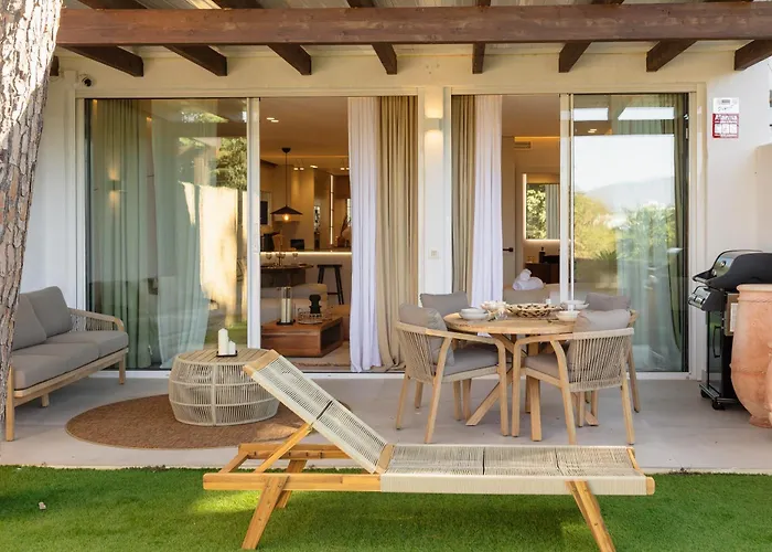 Daire Modern First Floor Apartment, With Private Terrace Garden And Barbecue, In First Line Of Aloha Golf, In Nueva Andalucia *